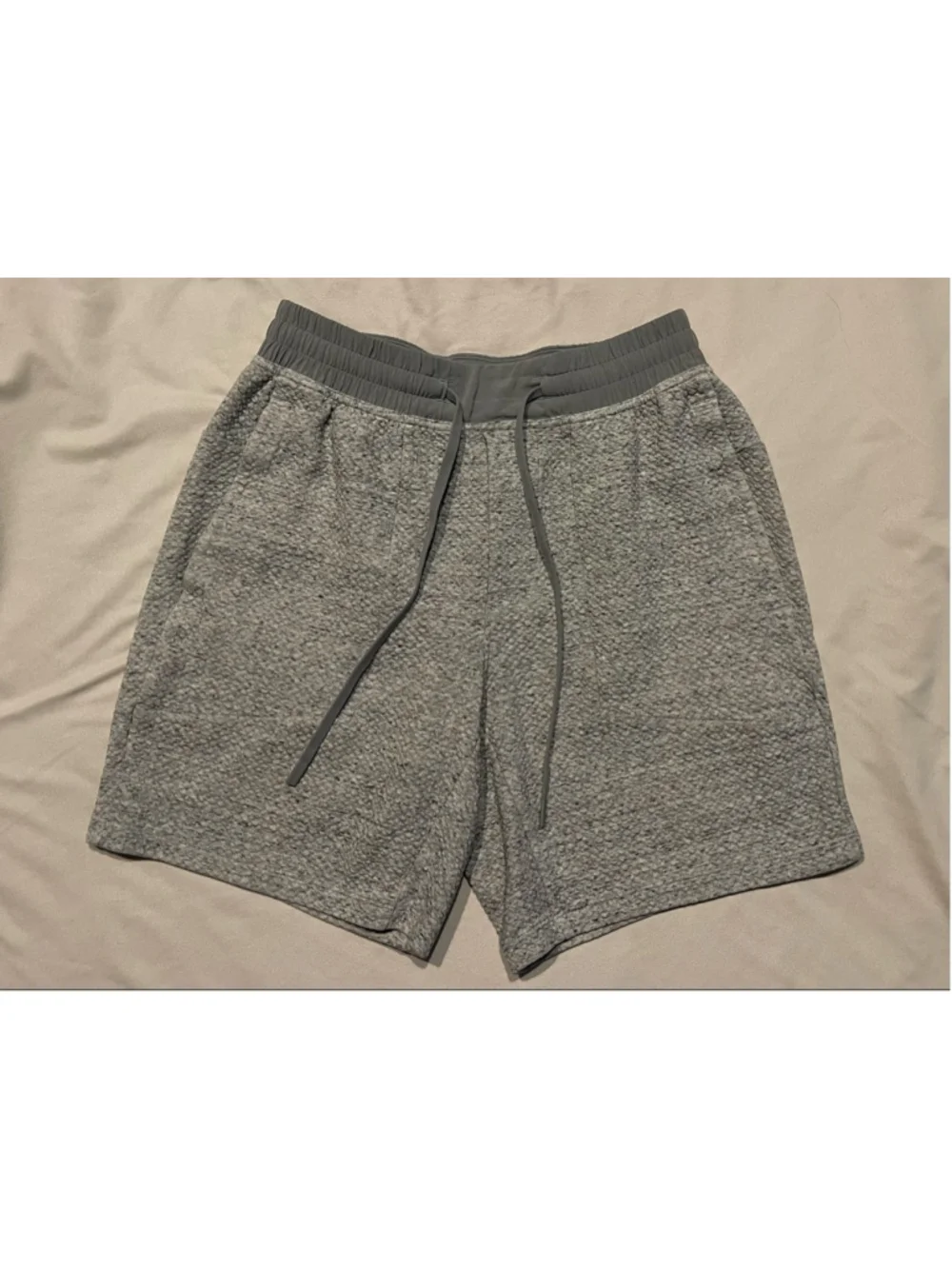 Lululemon Men’s At Ease Short, Size Small, 7” Inseam, EUC